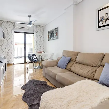 Flat 3 Minutes From Naufragos *