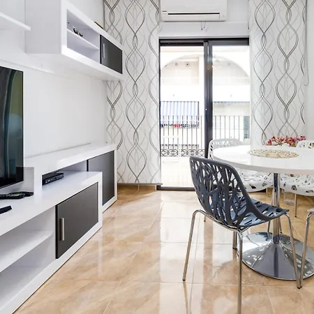 Flat 3 Minutes From Naufragos Apartment Torrevieja